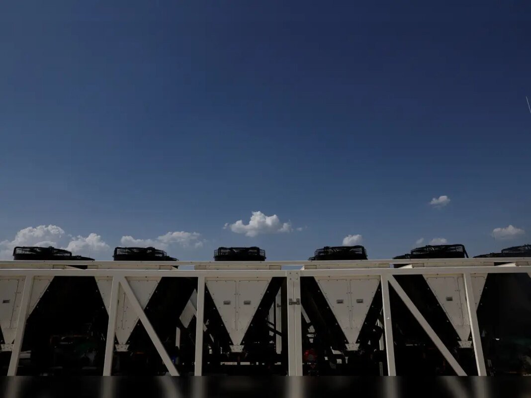 Fast-track permits turn Spain’s Aragon into a $70 billion data centre magnet, but at what cost? Fast-track permits turn Spain’s Aragon into a $70 billion data centre magnet, but at what cost?
