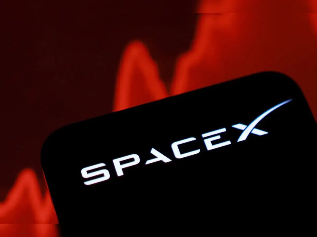 SpaceX: SpaceX seeks access to 80,000 US cell sites for wireless network: report SpaceX: SpaceX seeks access to 80,000 US cell sites for wireless network: report